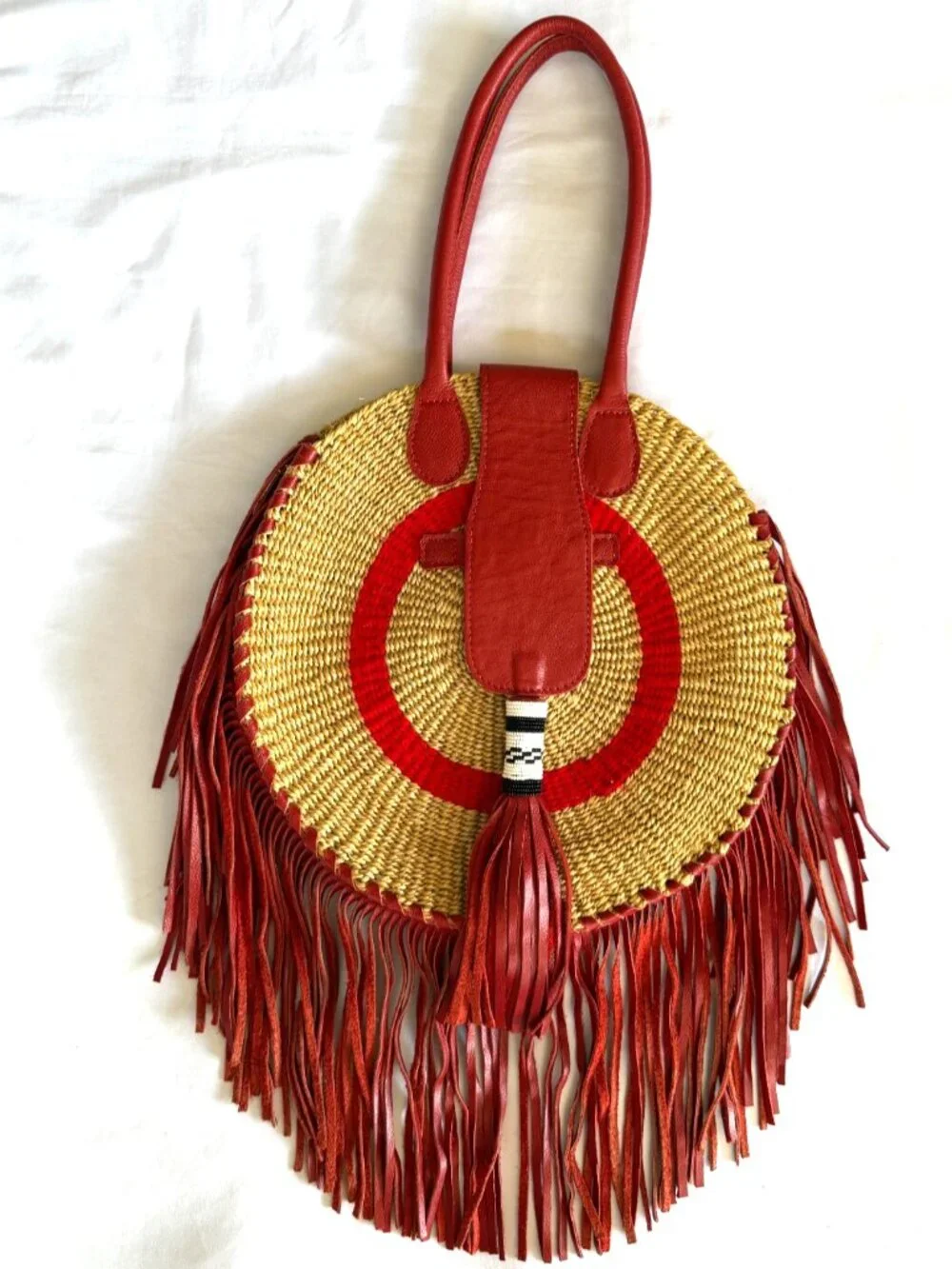 WOVEN SISAL LEATHER FRINGE BAG RED BEADED TASSEL DOUBLE HANDLES ROUND 14
